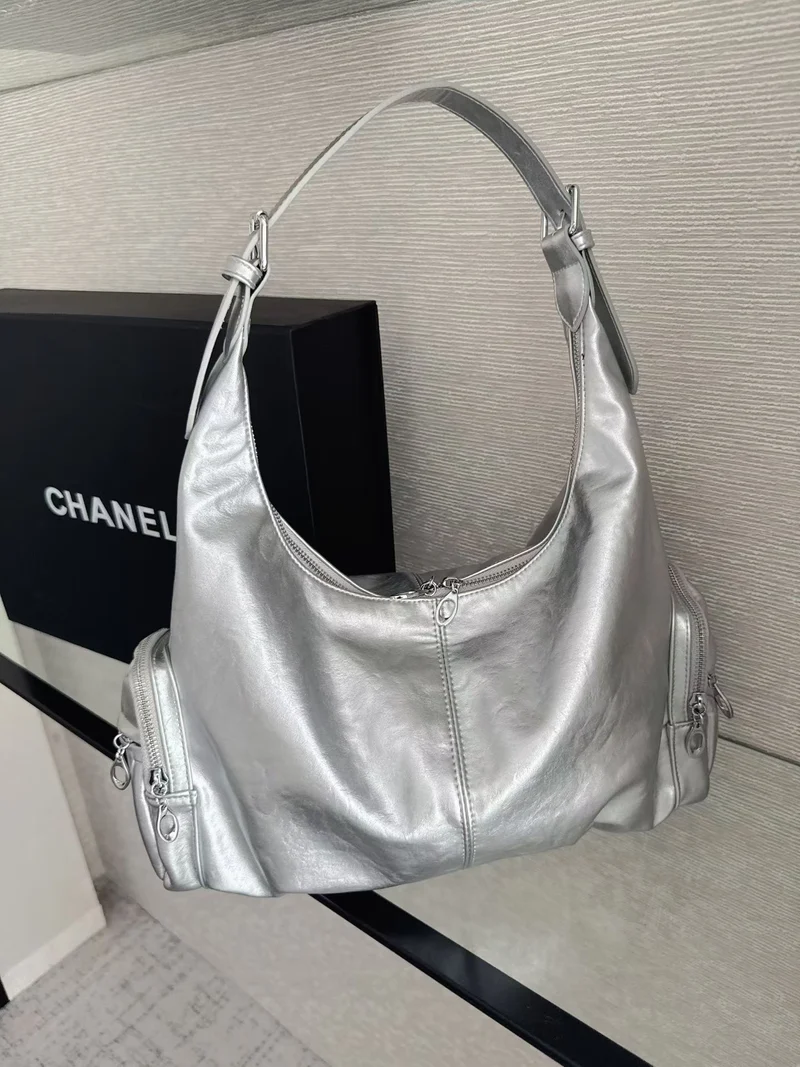 Schlanke Leder Hobo Tote Bag