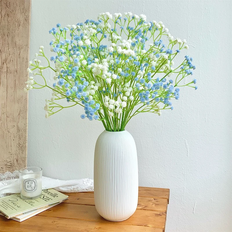 Dekorativer Floralstielstrauß für die Heimdekoration