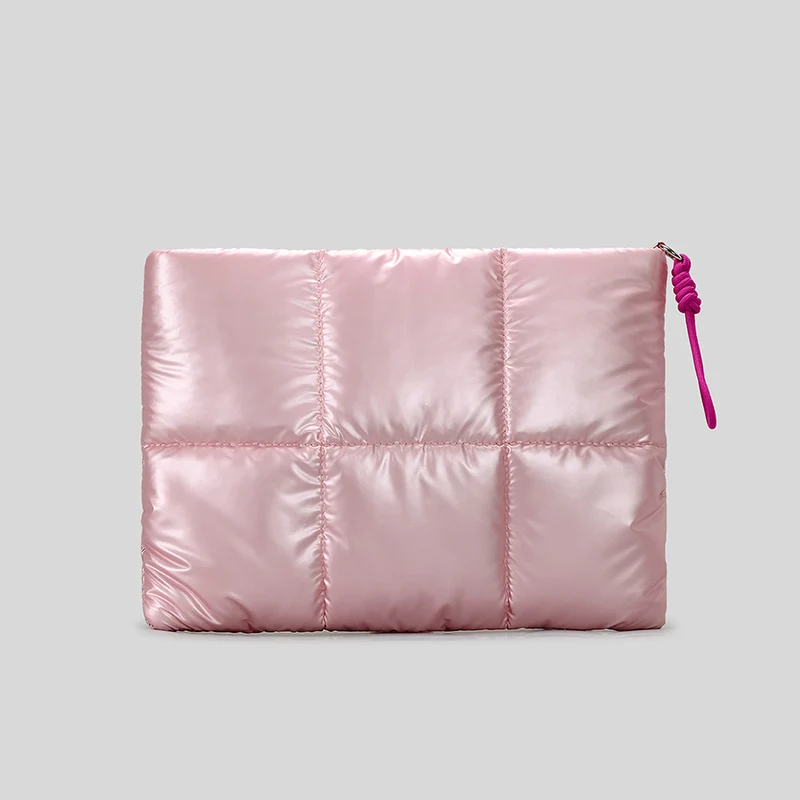 Gepolsterte Tech Clutch Tasche