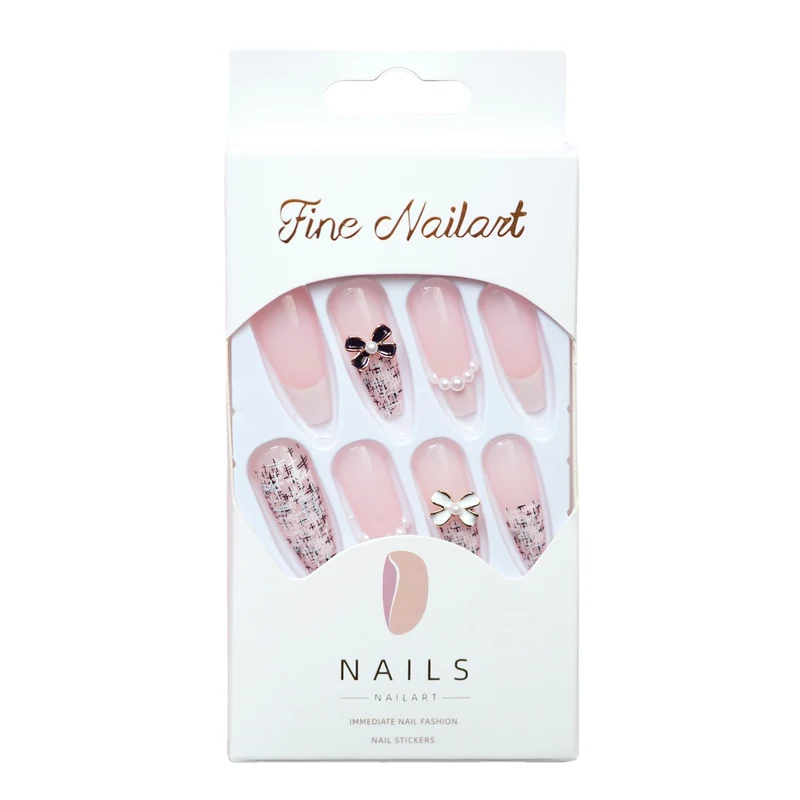 Elegante Press-On Nagelkunst mit dekorativen Schleifenakzenten