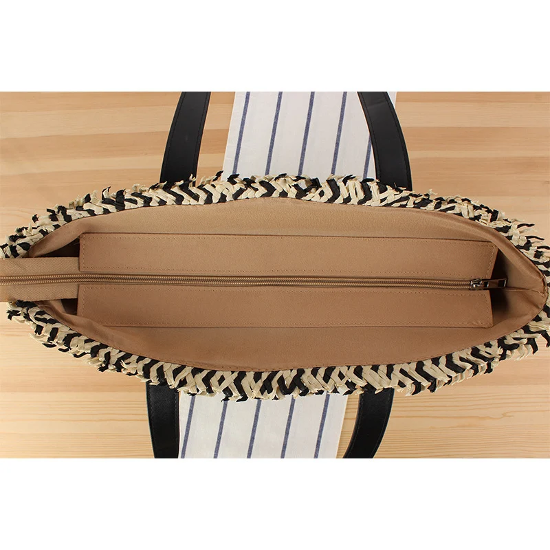 Stylische Freizeithandtasche aus geflochtenem Naturmaterial Skanto
