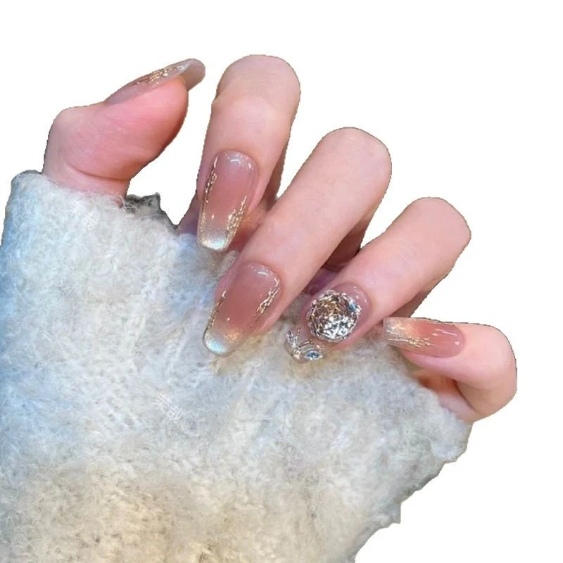 Elegantes Glänzendes Press-On Nagelset mit Strass-Akzenten