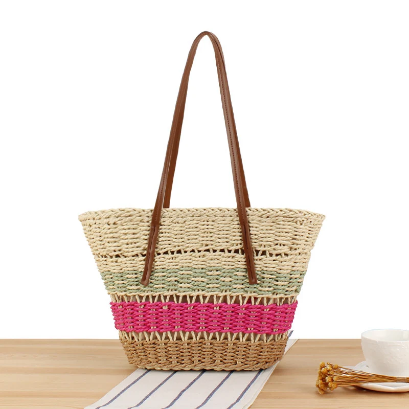 Moderne Strohtasche mit Lederdetails Skanto