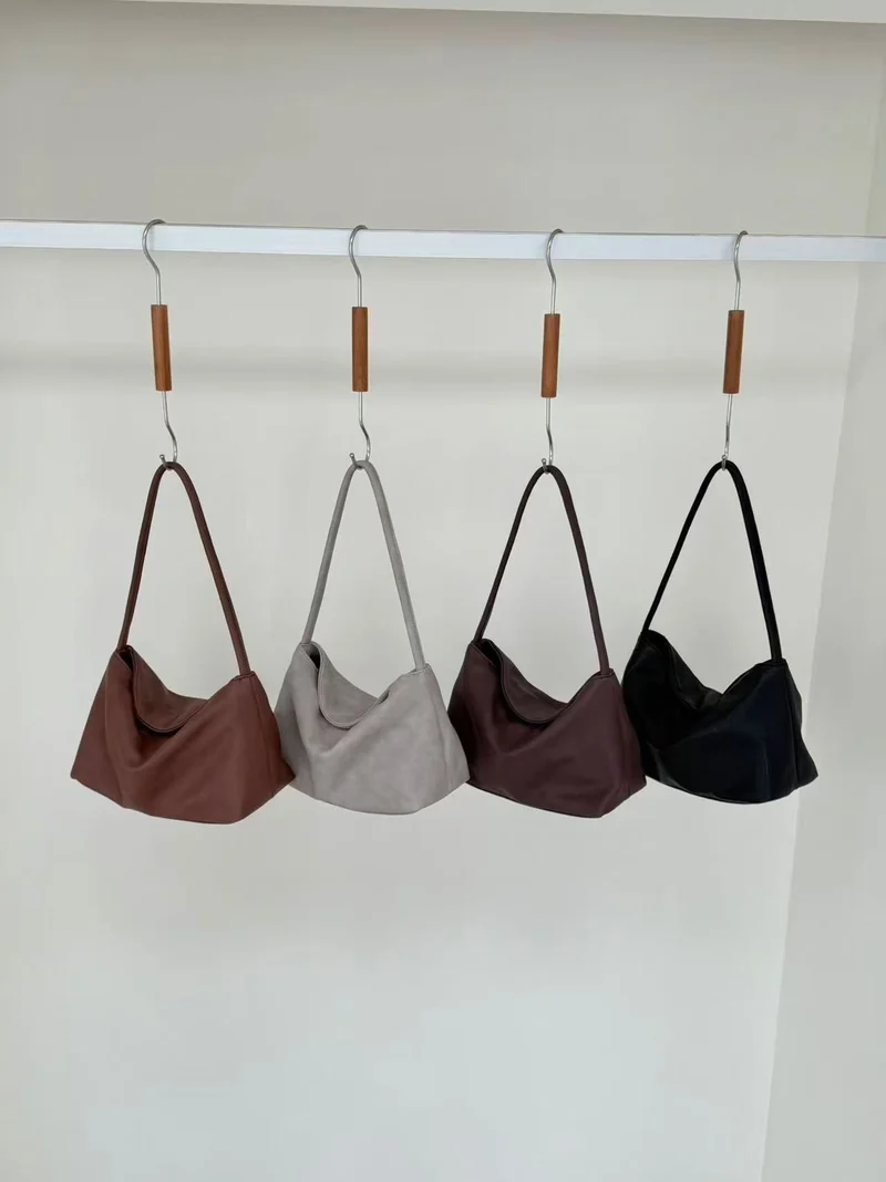 Minimalistische Leder Hobo Tasche