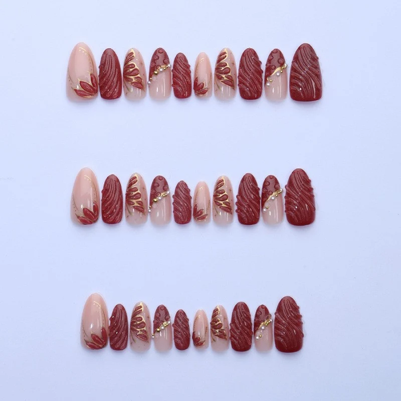 Premium Künstlerische Florale Press-On Nagelset Brehn