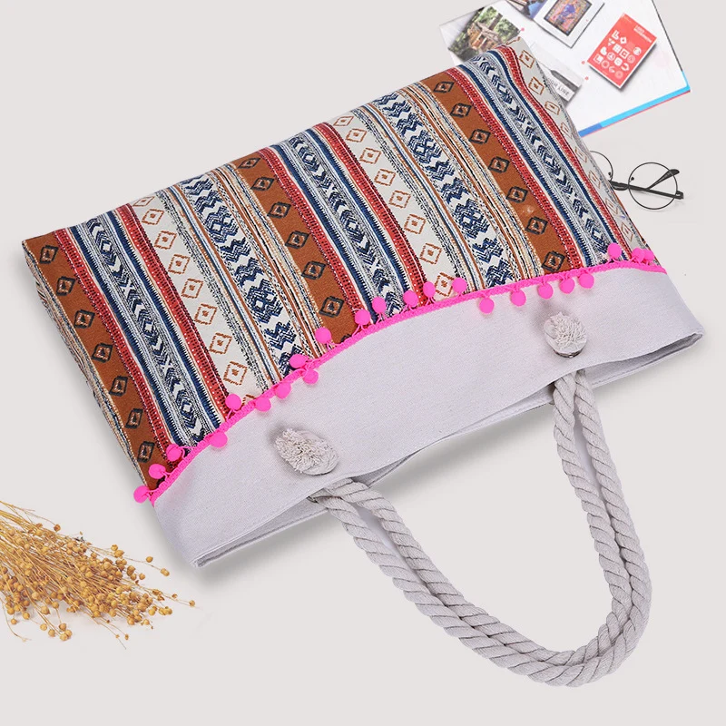 Große Strandtasche mit Häkeldetails Skanto