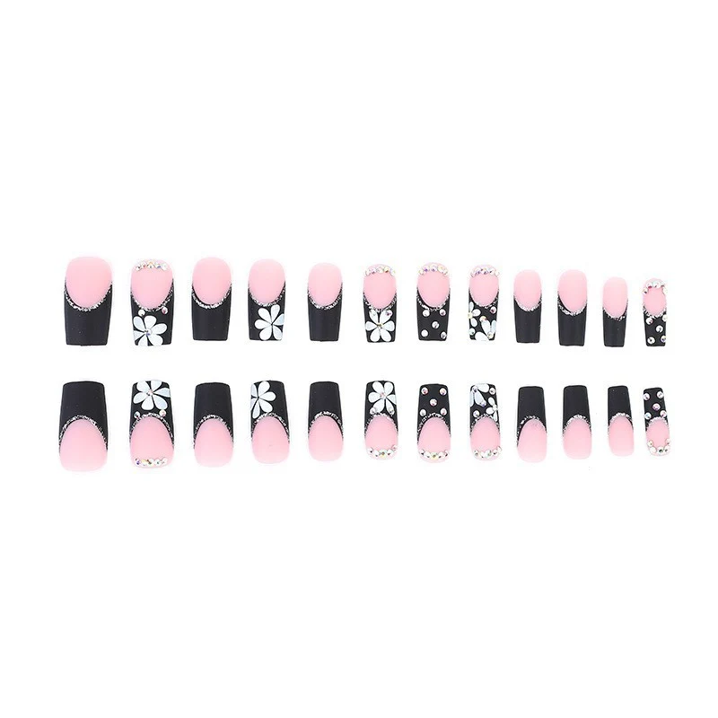 Glamouröses Floral- und Strass-Nagelkunst-Set