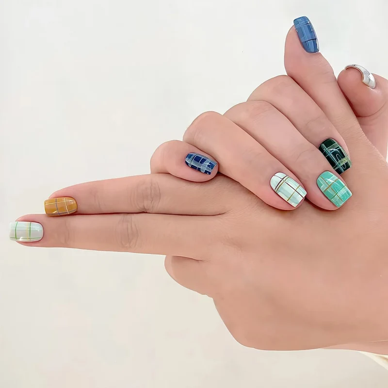 Geometrisch Muster Nagelkunst