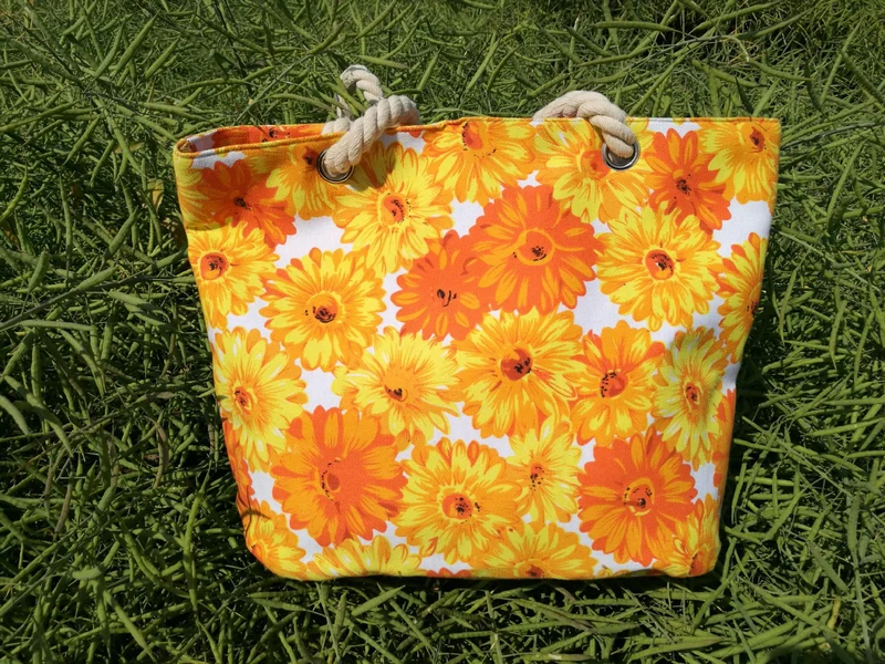 Strandtasche mit Blumenmuster Skanto