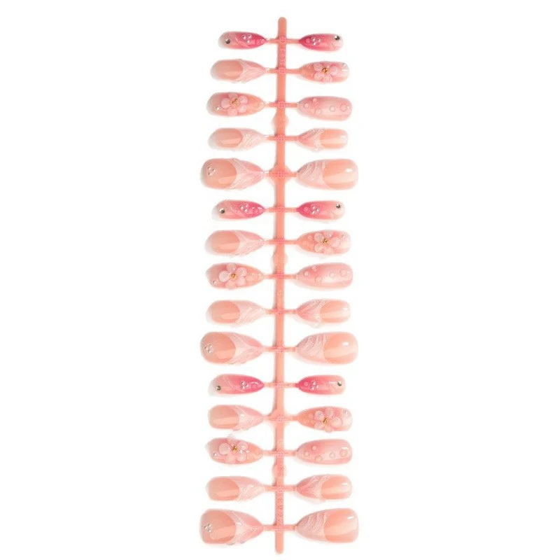 Elegante Blumen Design Fake Nägel Brehn