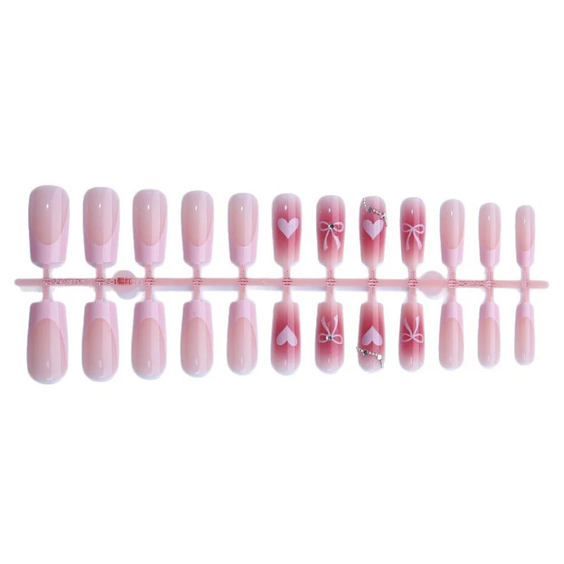 Elegantes Designer Press-On Nagelset Brehn