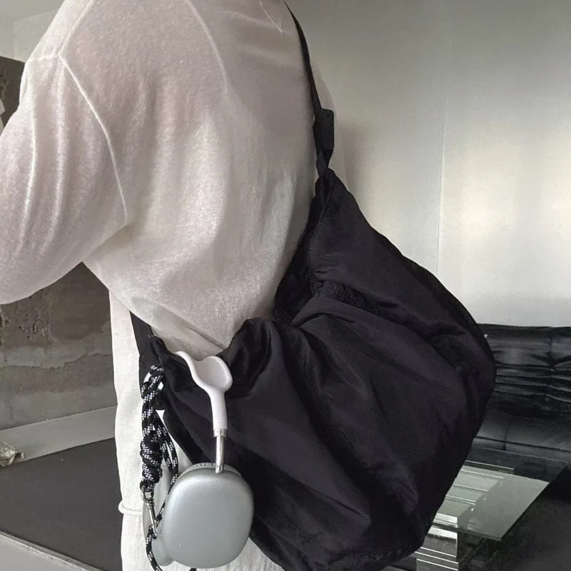 Funktionale Kordelzug-Schultertasche