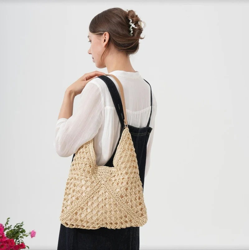 Handtasche mit moderner Makramee-Struktur Skanto