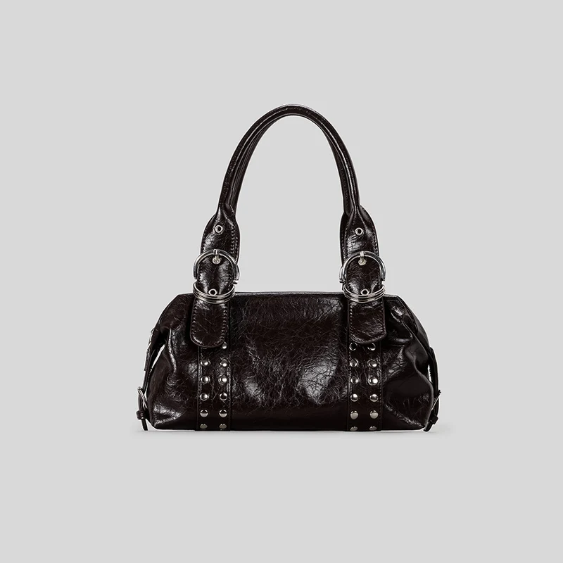 Dekorativer Nieten Handtasche