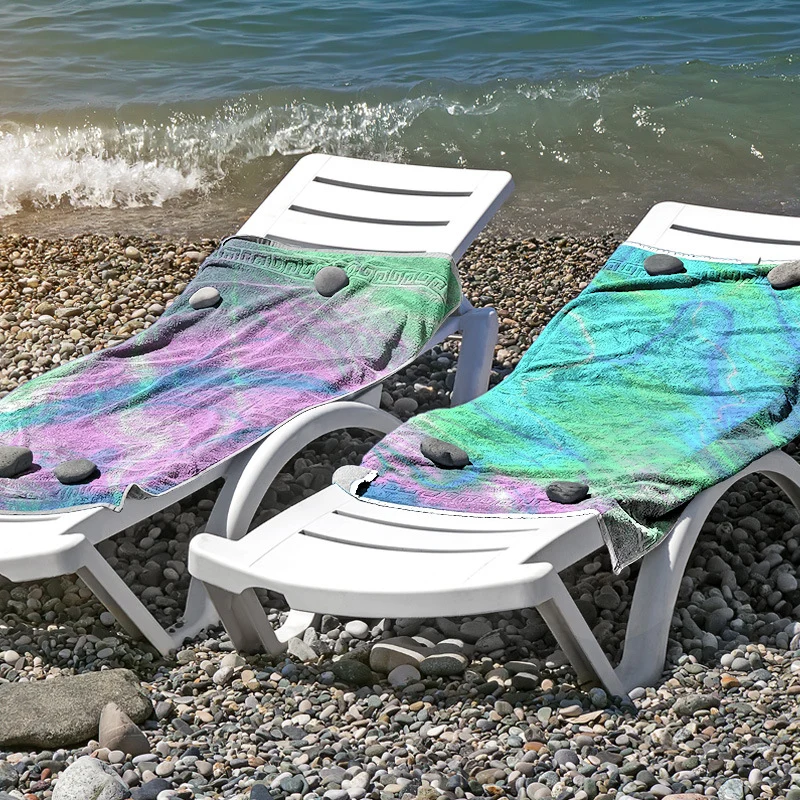 Strandtuch aus hautfreundlicher Mikrofaser mit kreativem Mustermix Skanto