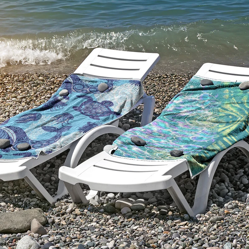 Strandtuch aus hautfreundlicher Mikrofaser mit kreativem Mustermix Skanto