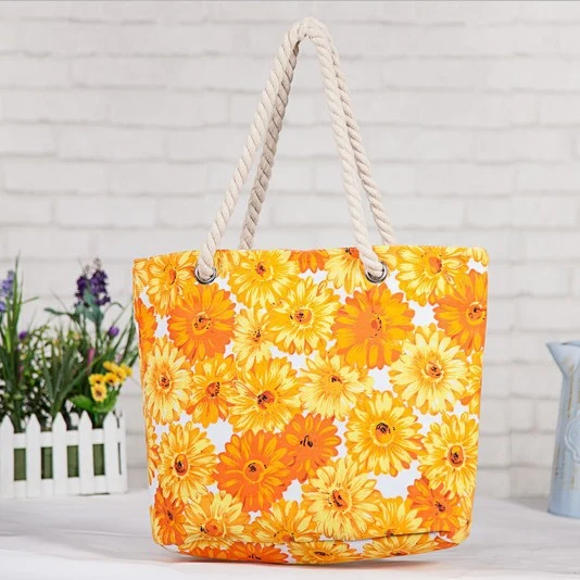 Große Strandtasche mit Blumenmuster Skanto