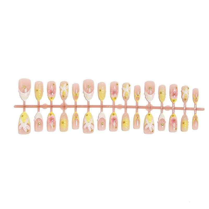 Dekorativer Press-On Nagelset Brehn