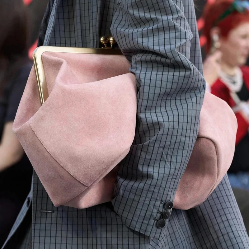 Elegante Wildleder-Handtasche
