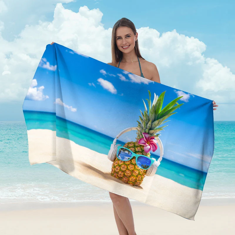 Stranddecke mit tropischem Blattdesign Skanto