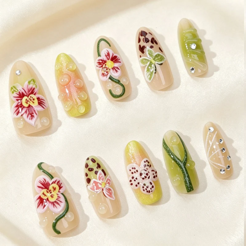 Dekoratives Floral 3D Nagelkunst Set Brehn
