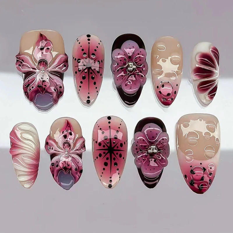 Künstlerisches florales Nagelkunst-Set