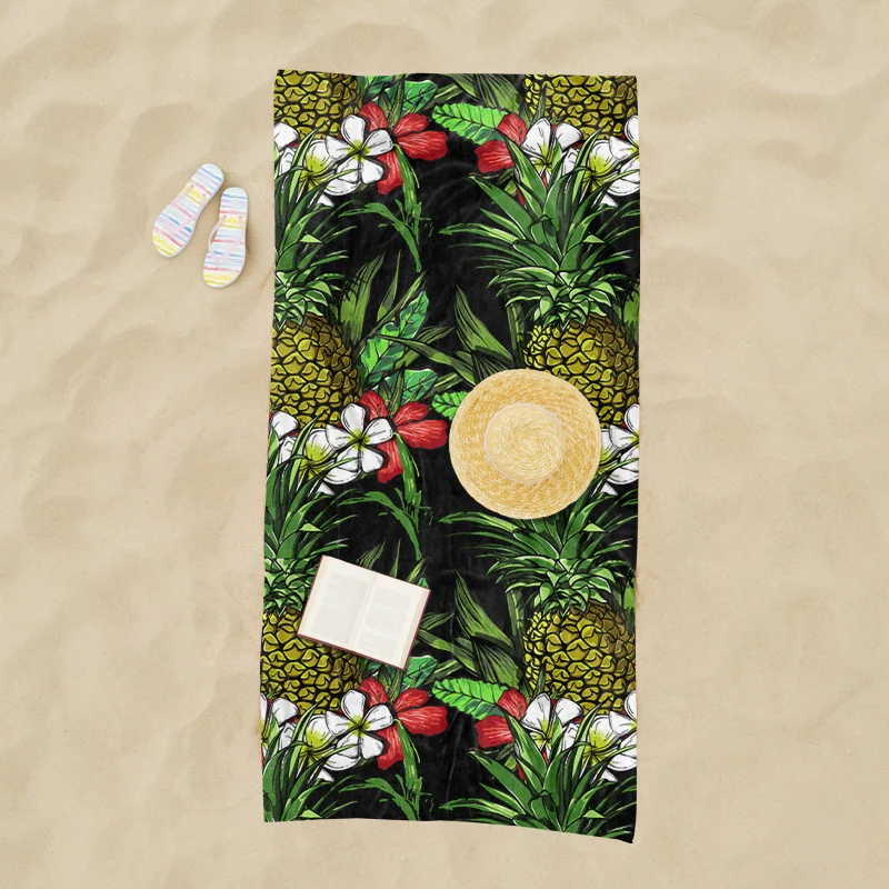 Strandtuch mit exotischem Ananas- und Palmenmuster Skanto