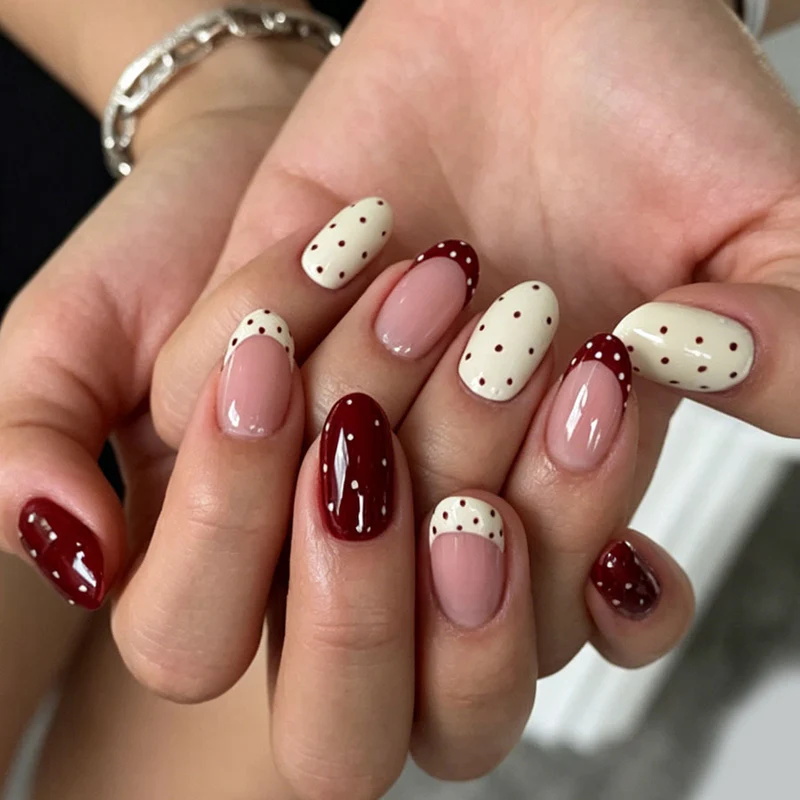 Chic Polka Dot Nagelkunst Set Brehn