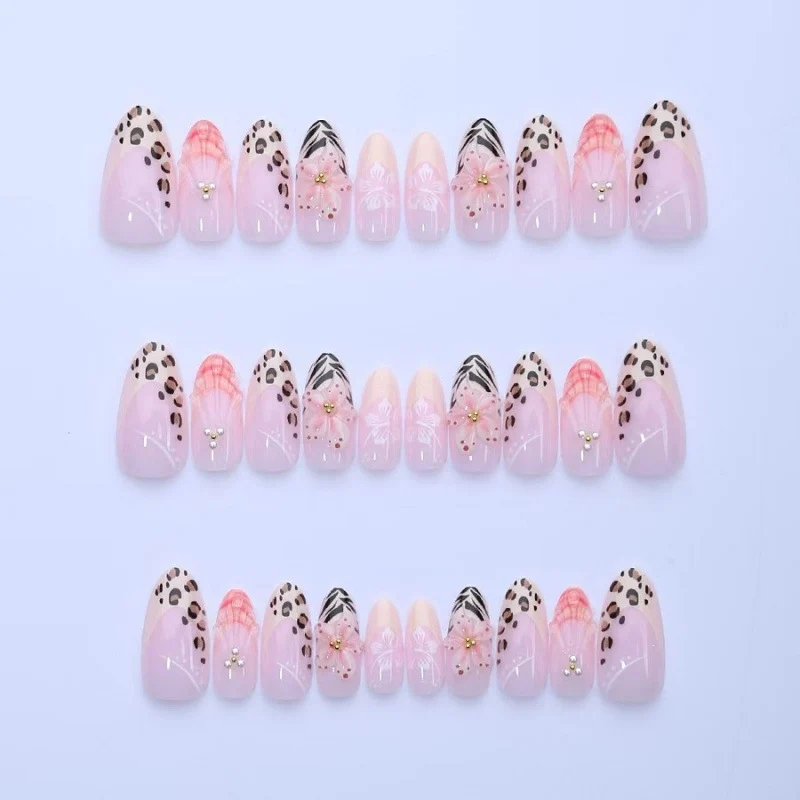 Chic Floral Design Press-On Nail Set Brehn