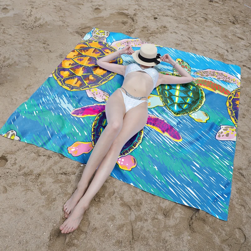 Stranddecke mit farbenfrohem Schildkrötenmuster Skanto