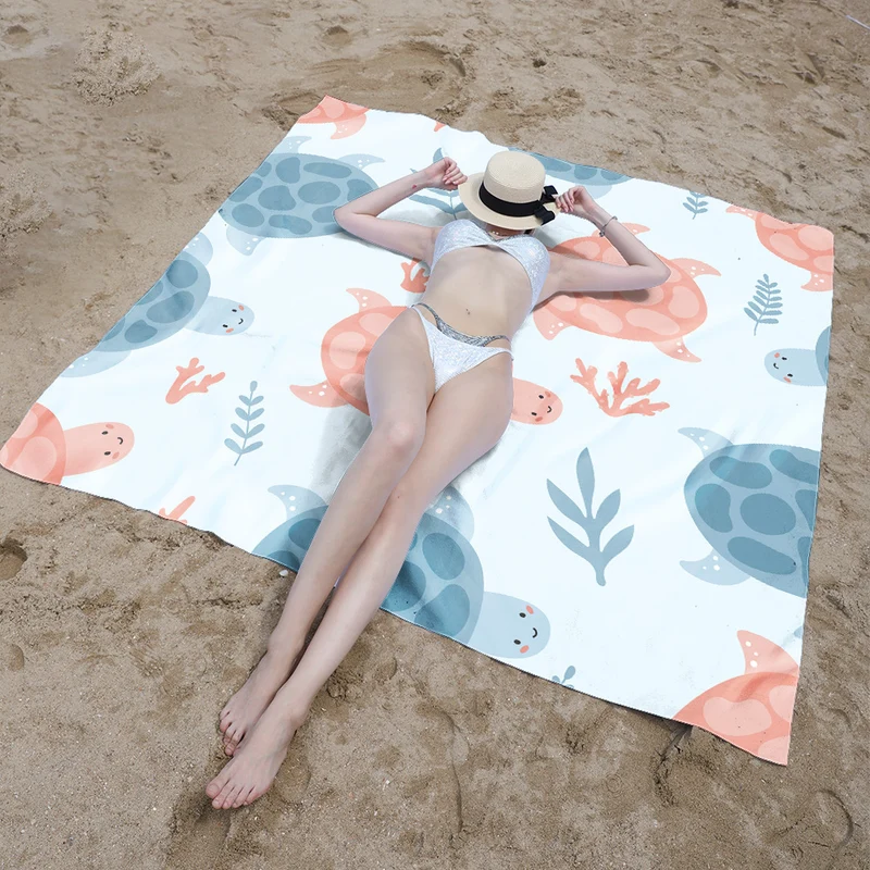 Stranddecke mit farbenfrohem Schildkrötenmuster Skanto