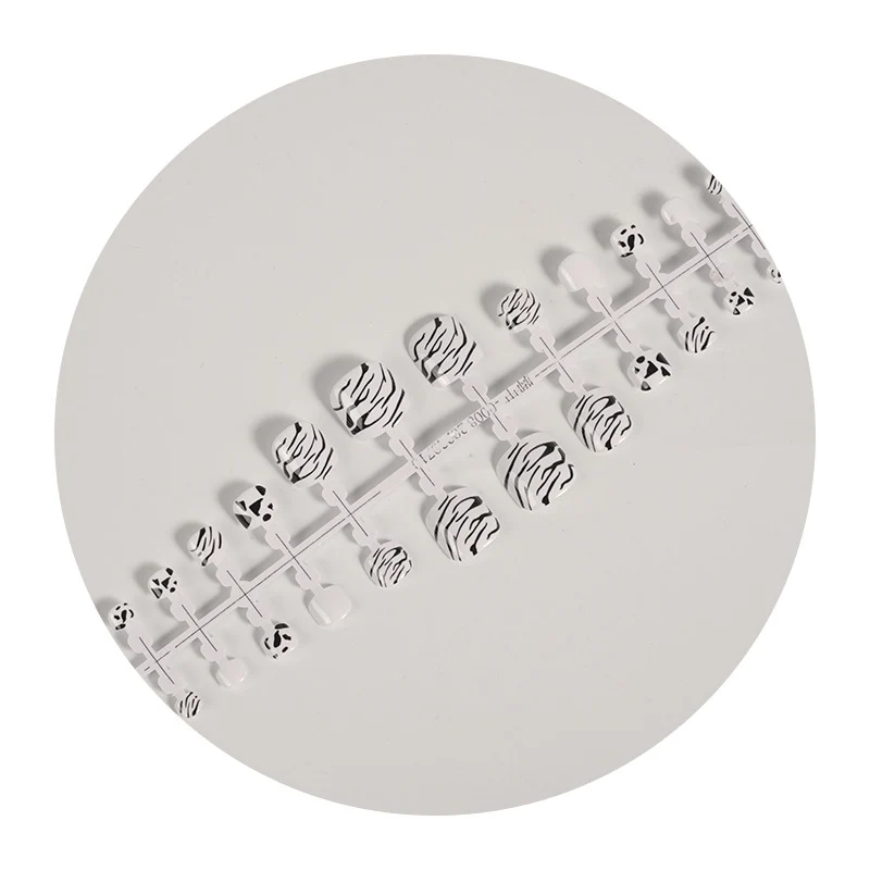 Stylisches Zebra-Print Press-On Nagelset Brehn