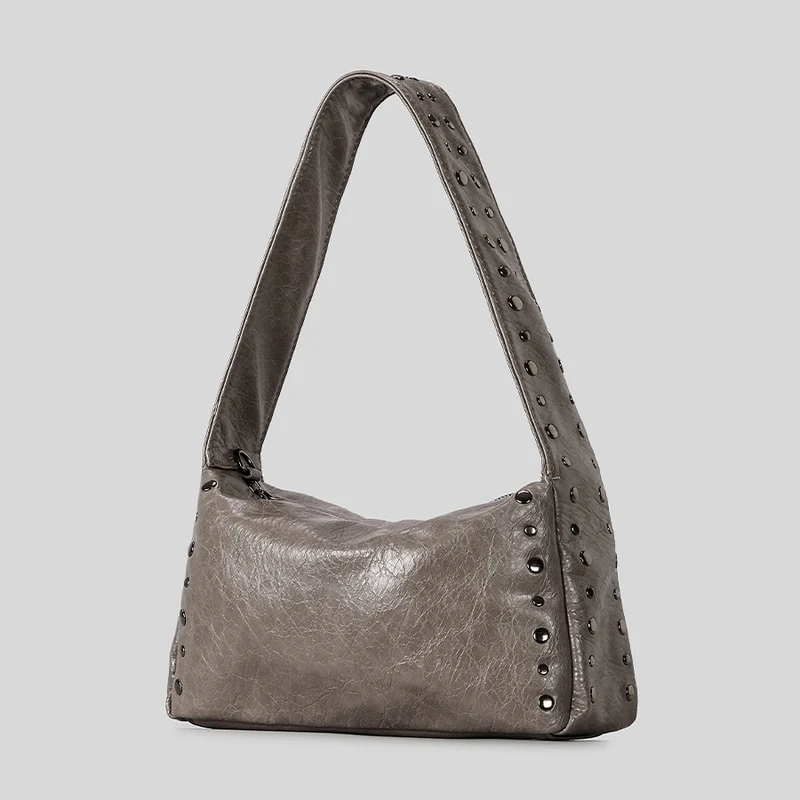 Zeitgenössische gesteppte Schultertasche