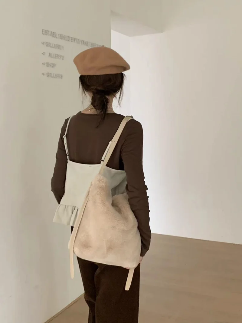 Zeitgenössische Kunstpelz-Handtasche