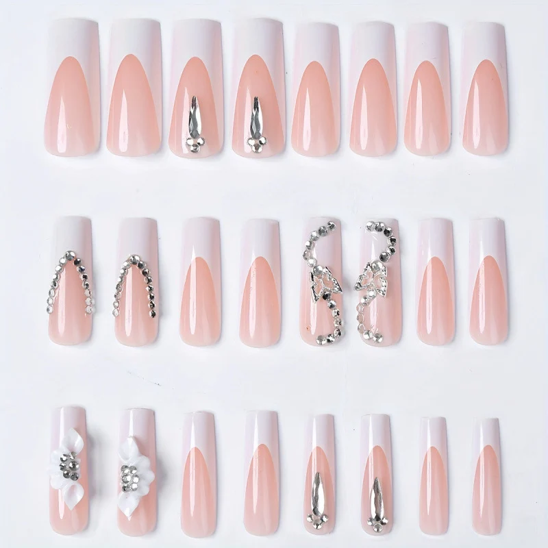 Dekorative mit Strass verzierten Press-On Nagelset