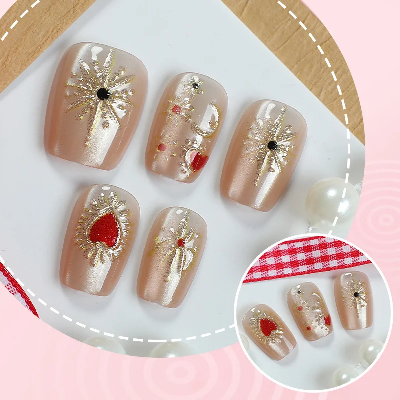 Dekoratives Herz-verzierte Press-On Nail Set
