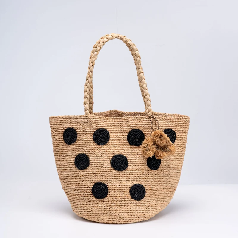Geflochtene Strandtasche mit dekorativem 3D-Punktmuster Skanto