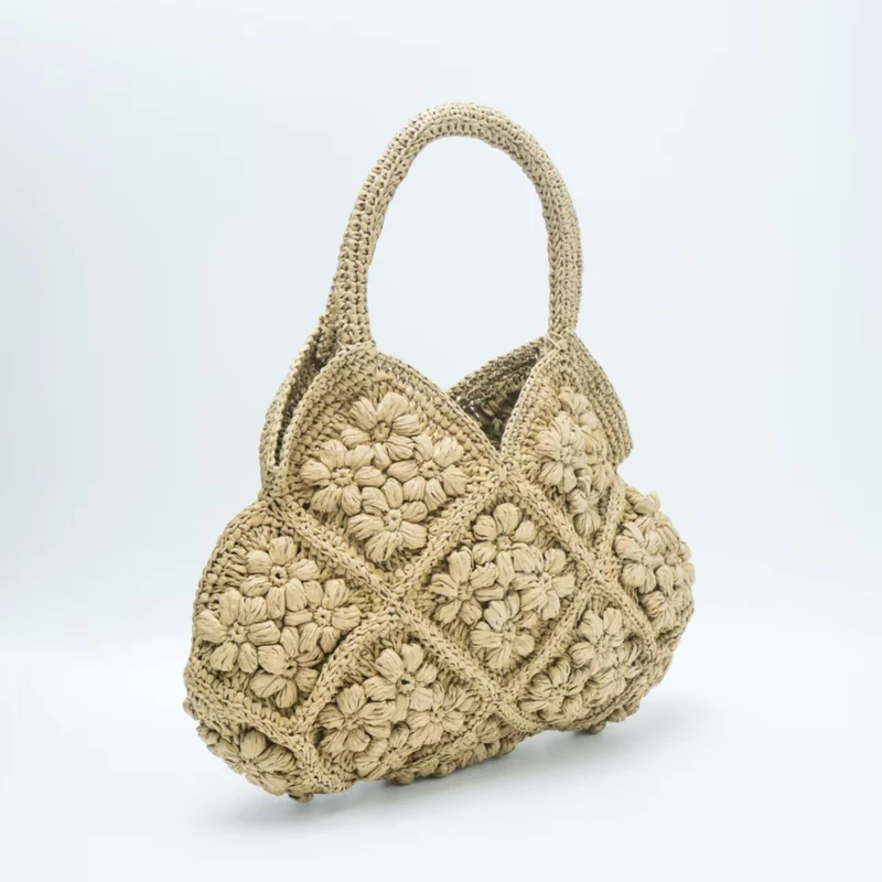 Handgefertigte Tasche mit Blumenmotiven Skanto