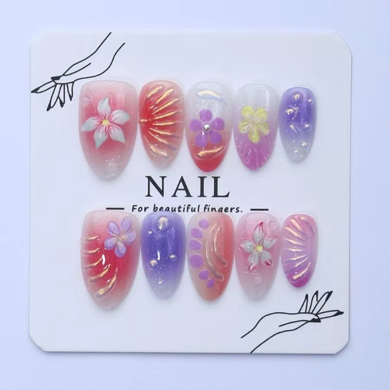Künstlerische Floral Press-On Nagelkollektion Brehn