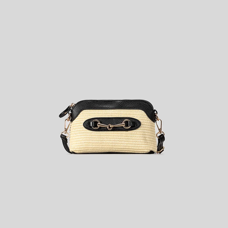 Geflochtene Clutch-Tasche
