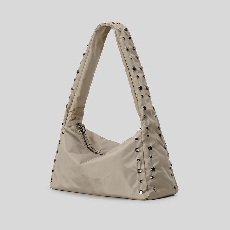 Nieten Hobo Tasche