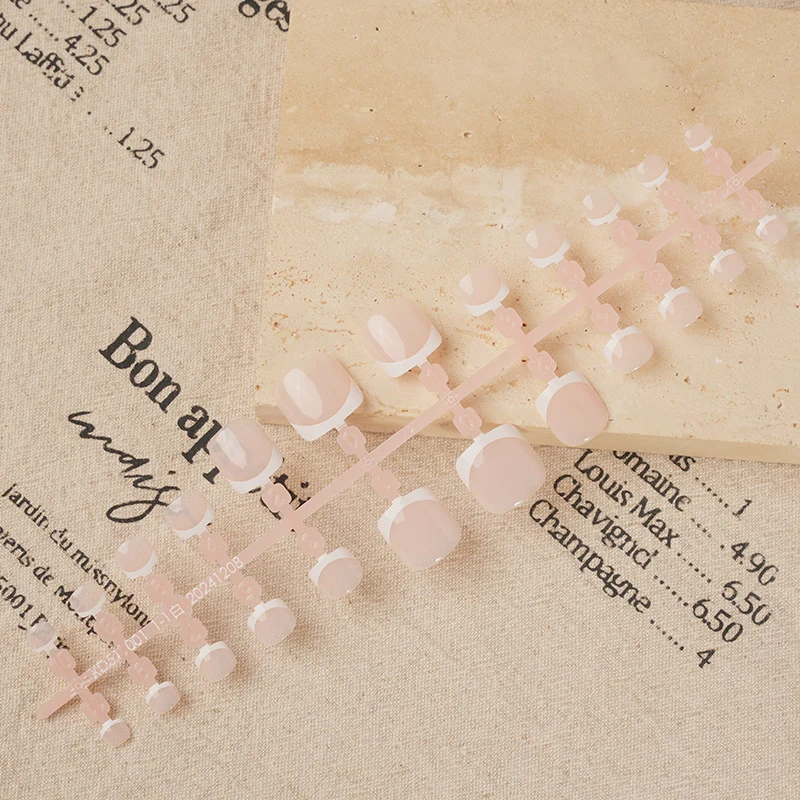 Stylishes French Tip Press-On Nagelset Brehn