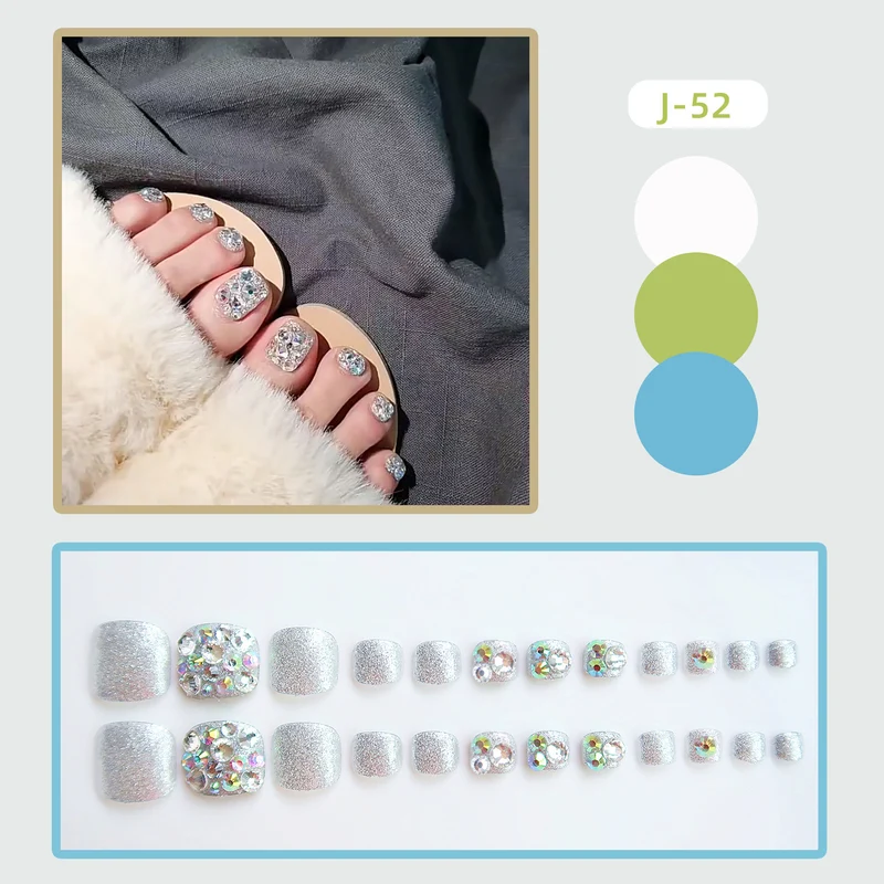 Glitzernde, mit Schmucksteinen verzierte Sandalen Brehn