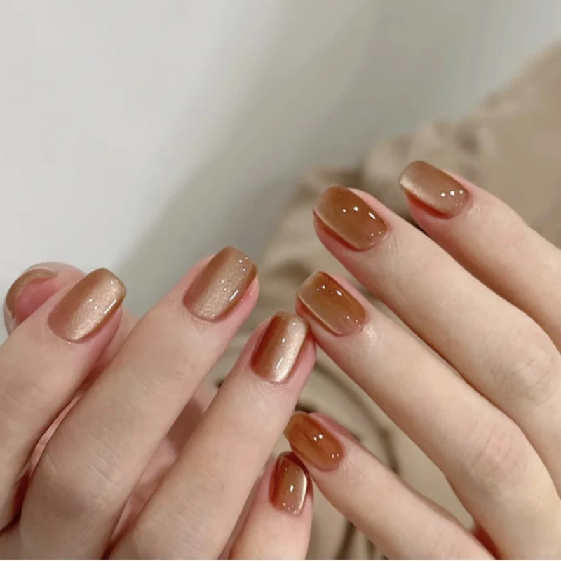 Premium glänzende Press-On-Nagelset Brehn