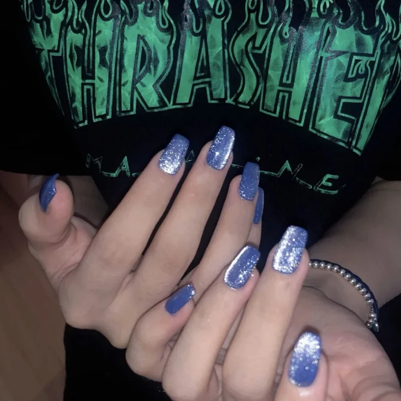 Glitzernde Funkel-Press-On-Nägel Brehn