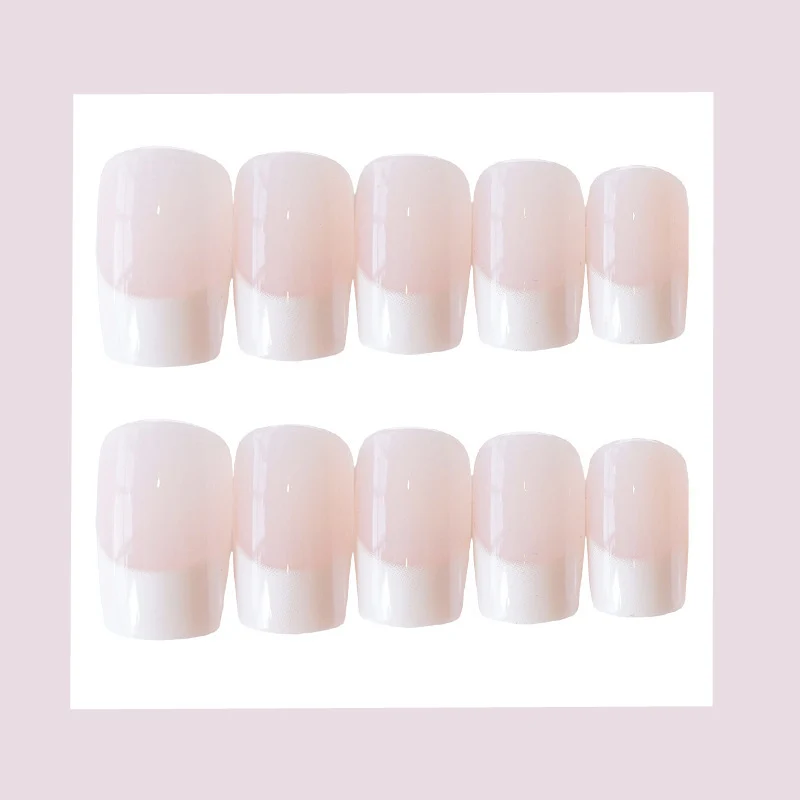 Premium French Tip Press-On Nail Art Brehn