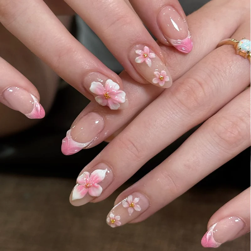 Floral Design Press-On Nail Set Brehn