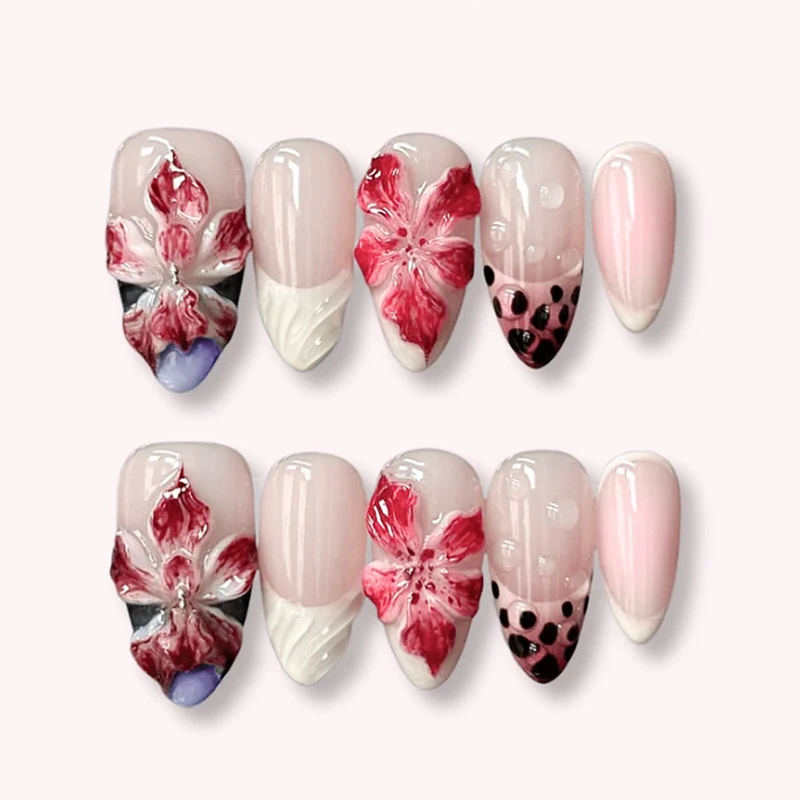 Floral Artistic Press-On Nail Set Brehn