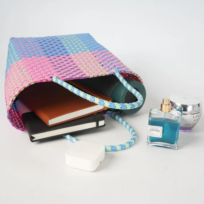 Bunte Einkaufstasche aus recyceltem Material Skanto