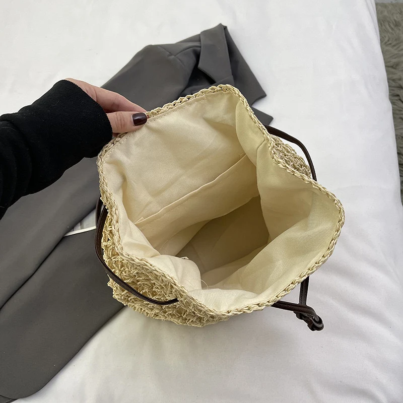 Makramee-Rucksack mit Lederklappe Skanto